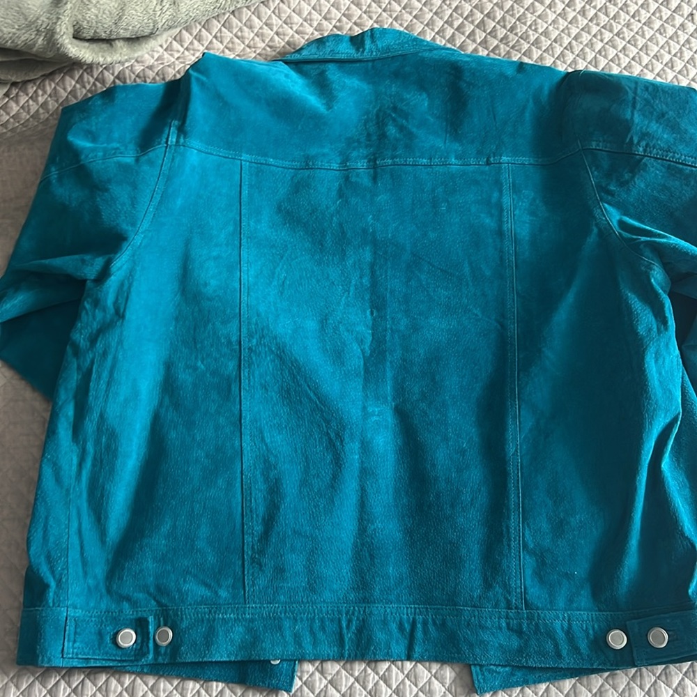 Turquoise leather jacket - Picture 3 of 3